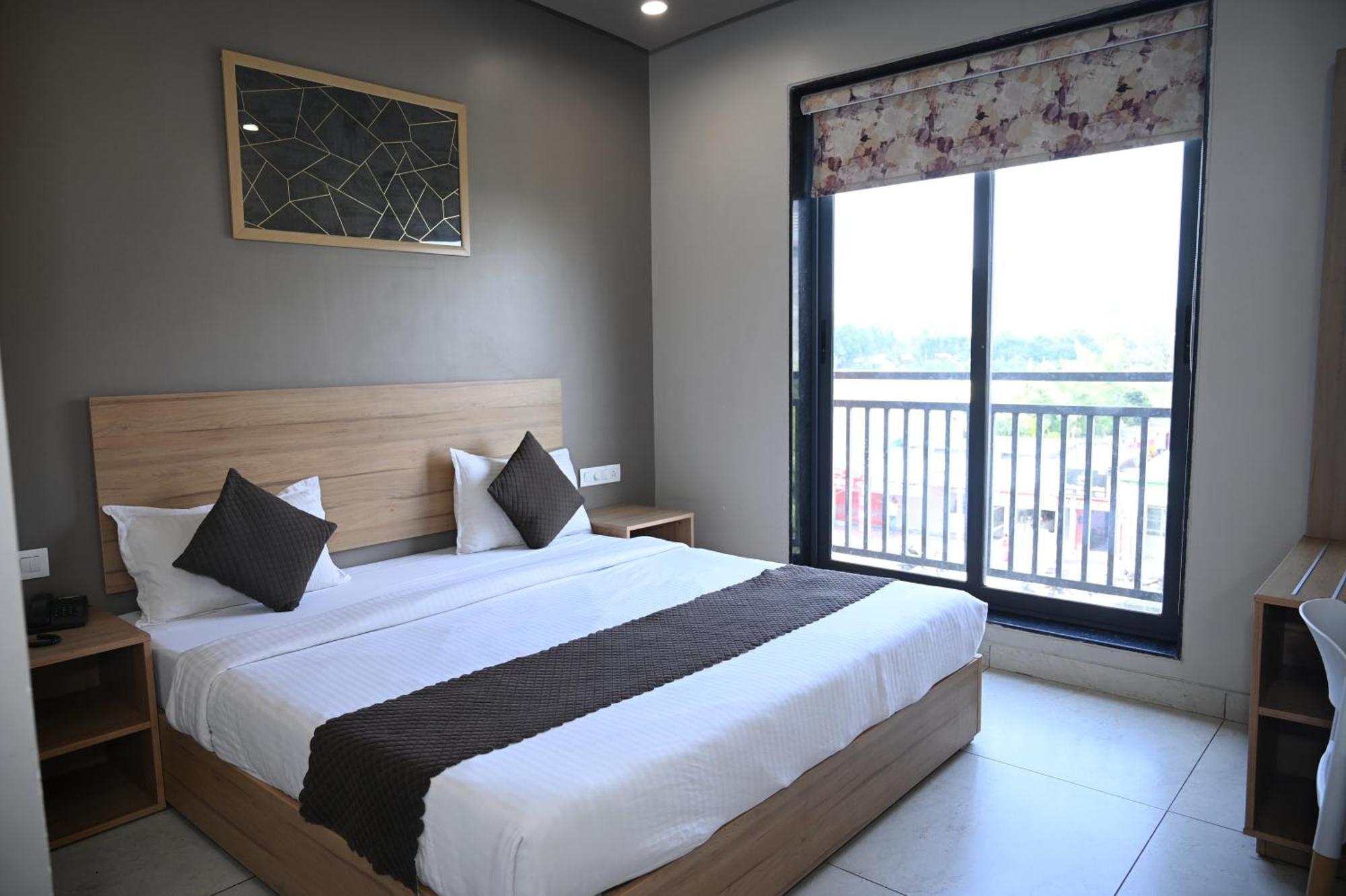 Sheer Bliss Hotell Udaipur Exteriör bild